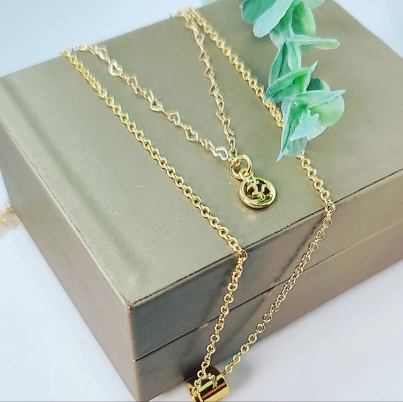 Zirconia Moon Om necklace - Picture 3 of 4